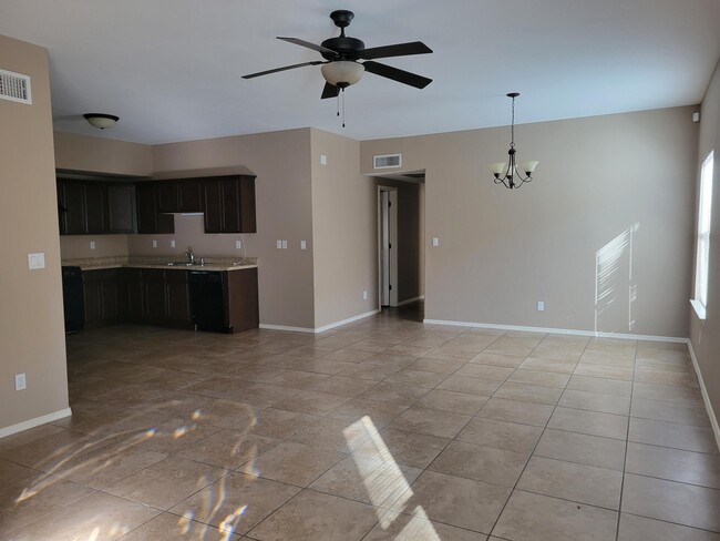 Building Photo - 14301 Pancho Gonzalez Ct