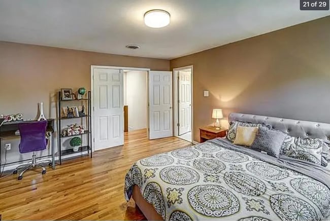 Foto del edificio - 1706 Sheldrake Ct