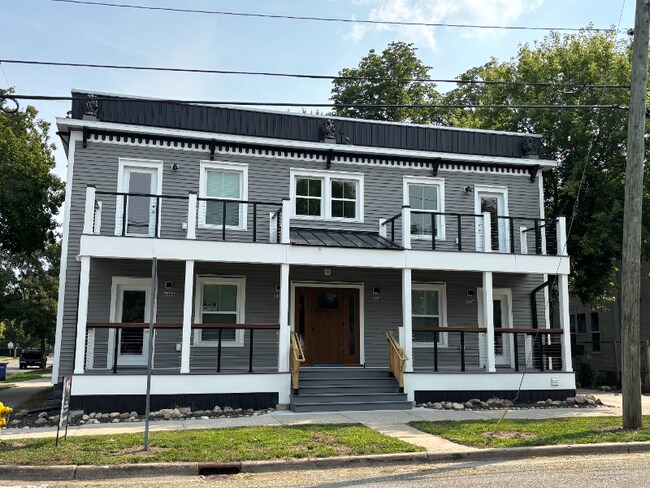 Building Photo - 800 Douglas St NW