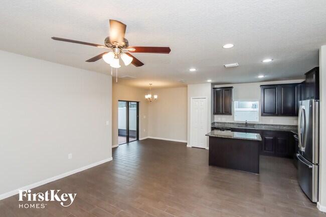 Foto del edificio - 1224 Dillard Dr SE