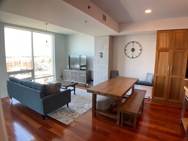 Building Photo - Rare Greenbridge Rental with West Facing Long Range Views!