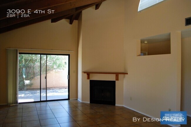 Foto del edificio - Sam Hughes - Stand Alone - 2 Bed 2 Bath Home