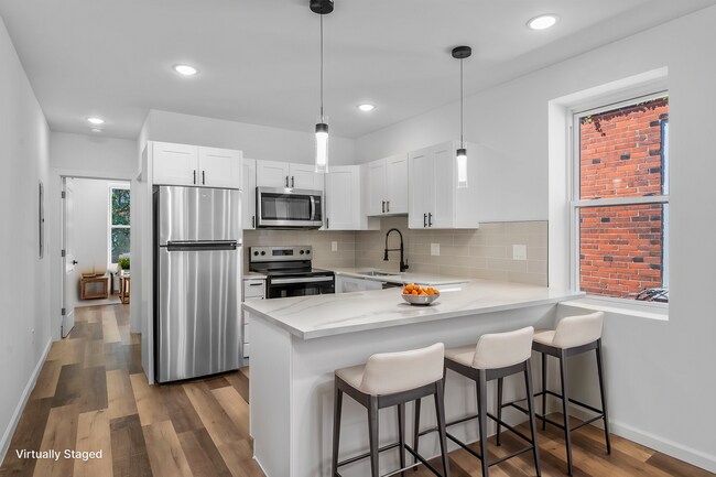 kitchen - 5318 Walton Ave