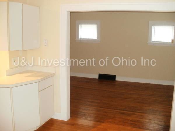 Building Photo - 5433 Flowerdale Ave