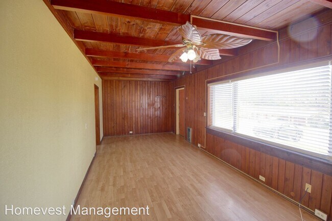 Building Photo - 2 br, 1 bath House - 754 Pine Lane