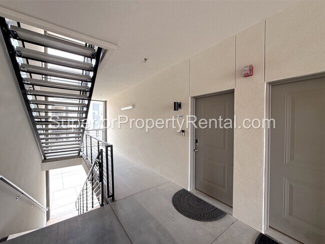 Foto del edificio - 5801 S Garnet Dr