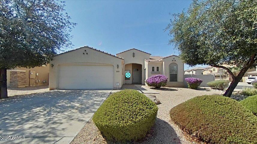 Primary Photo - 3273 E Roadrunner Dr