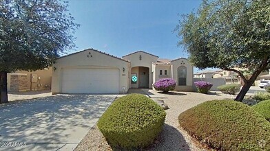 Building Photo - 3273 E Roadrunner Dr