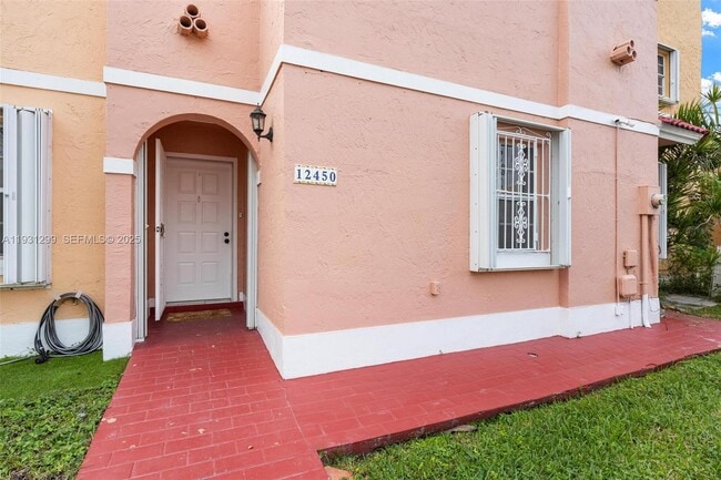 Foto del edificio - 12450 NW 7th Ln