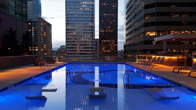 Building Photo - The Quincy