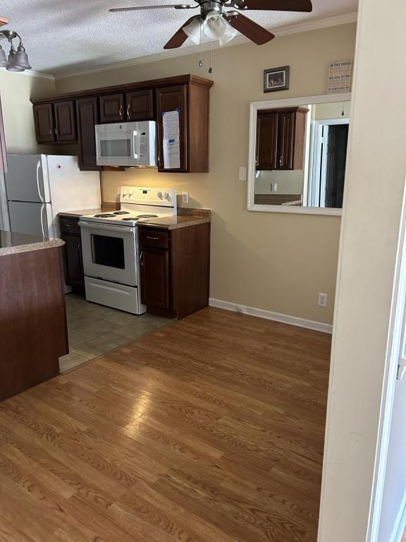 Foto del edificio - 755 Burcale Rd