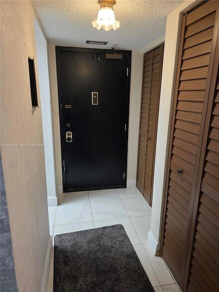 Foto del edificio - 3771 Environ Blvd