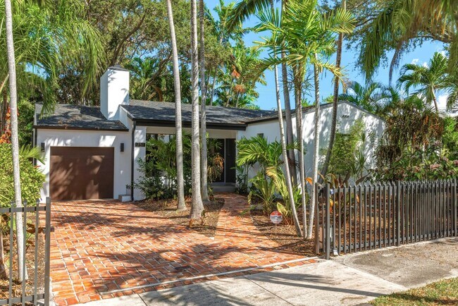 Foto del edificio - 751 NE 80th St