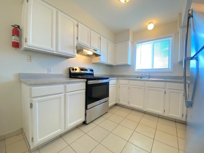 Building Photo - 3455-3457-APEX