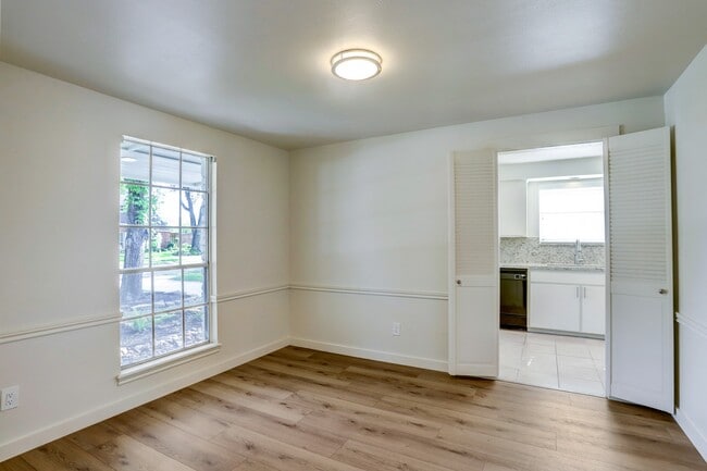 Building Photo - 10606 Wickersham Ln