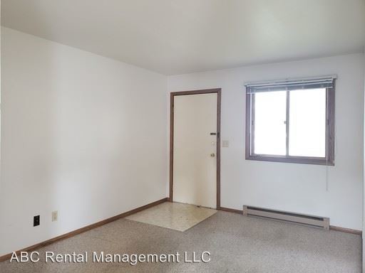 Building Photo - 903 Genrich St