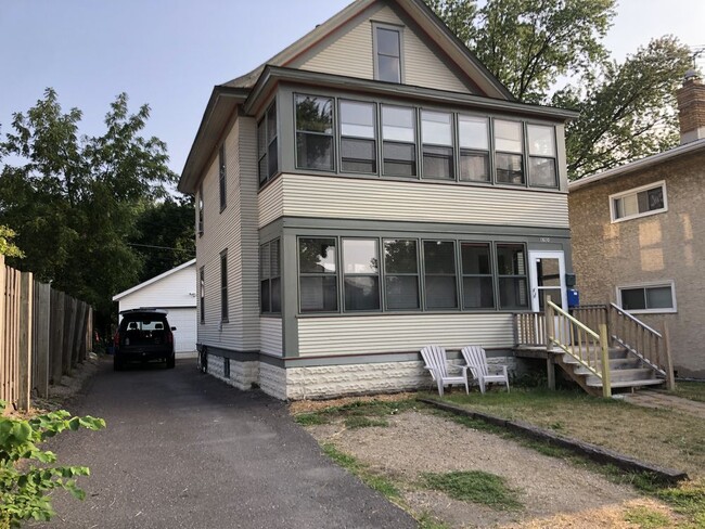 Building Photo - 1610 Selby Ave