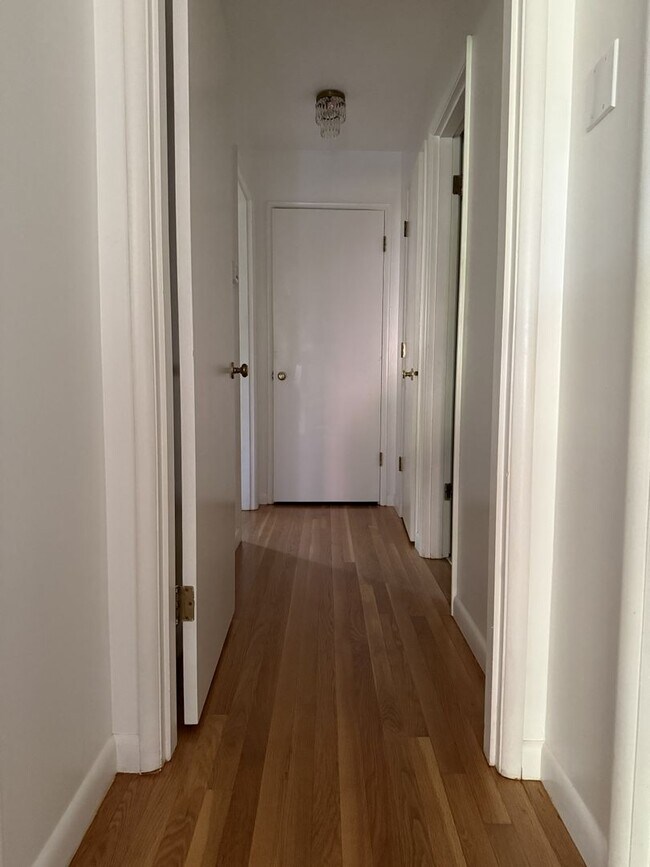Foto del edificio - 2425 SW 19th Ave