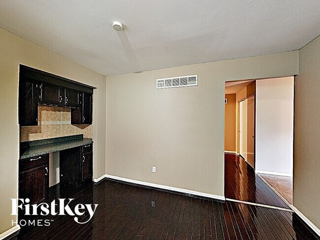 Building Photo - 5353 Branridge Rd