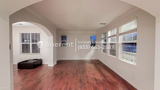 Building Photo - 377 W Alameda Dr
