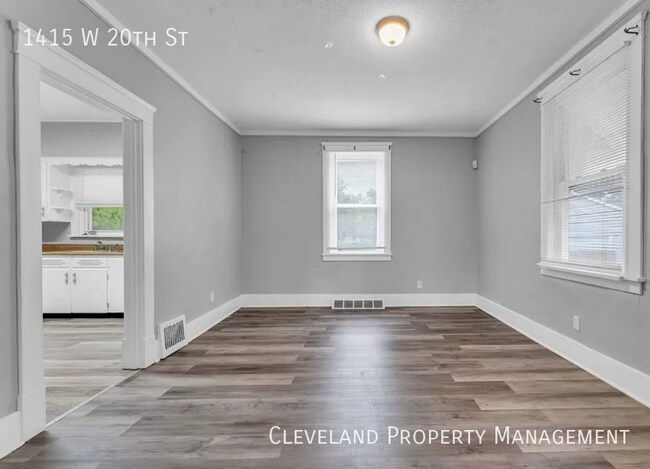 Foto del edificio - Renovated Lorain Home