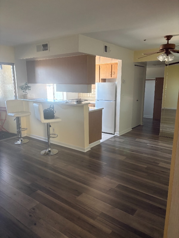 Foto del edificio - 12123 W Bell Rd