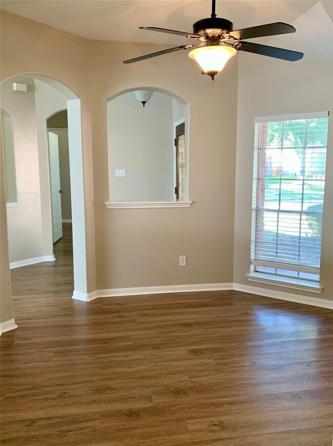 Building Photo - 3239 Stoneydale Lane, Spring, TX 77388 - 3...