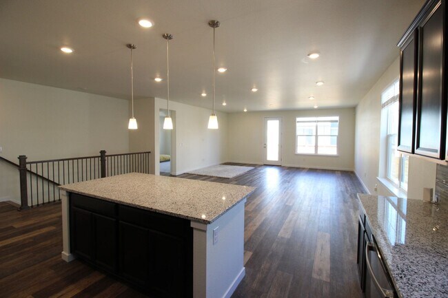 Foto del edificio - Beautiful Newer Ranch Style Home