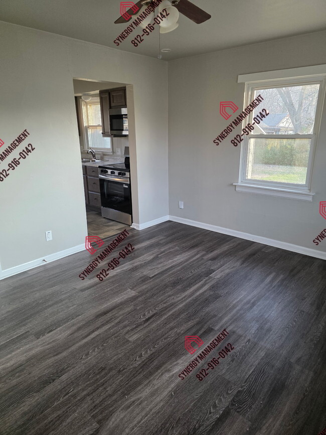 Building Photo - 2045 Covert Ave