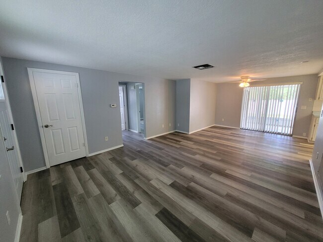 Foto del edificio - 8413 Gulf Way