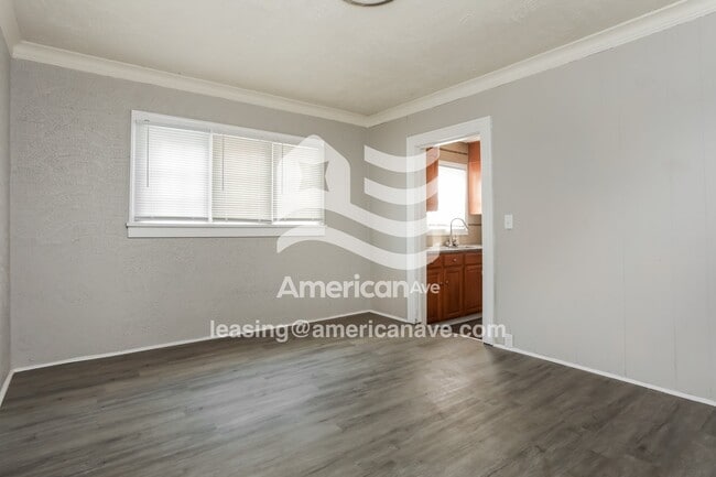 Building Photo - 3316 E 59th St