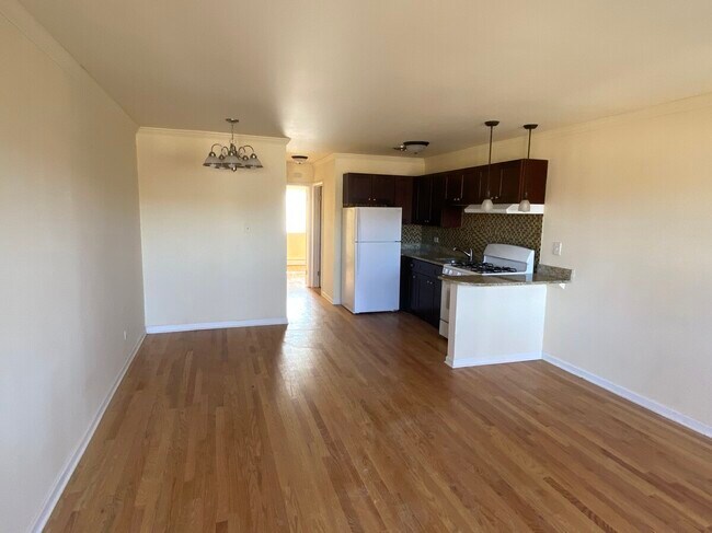 Foto del edificio - 8506 Waukegan Rd