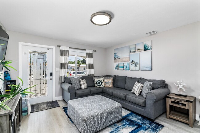Foto del edificio - 10871 7th Ave Gulf