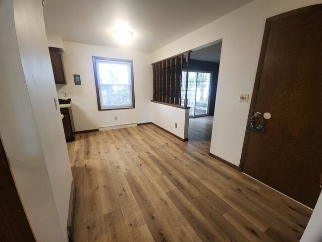 Foto del edificio - 706-708 N. Hawthorne Dr.