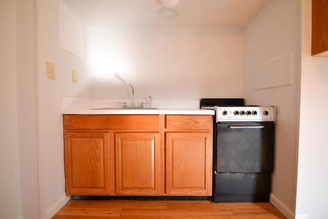 Foto del edificio - 3212 Leslie St