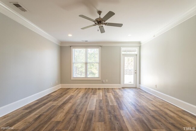 Building Photo - 1 br, 1 bath Condo - 501 Finsbury St Apt 206