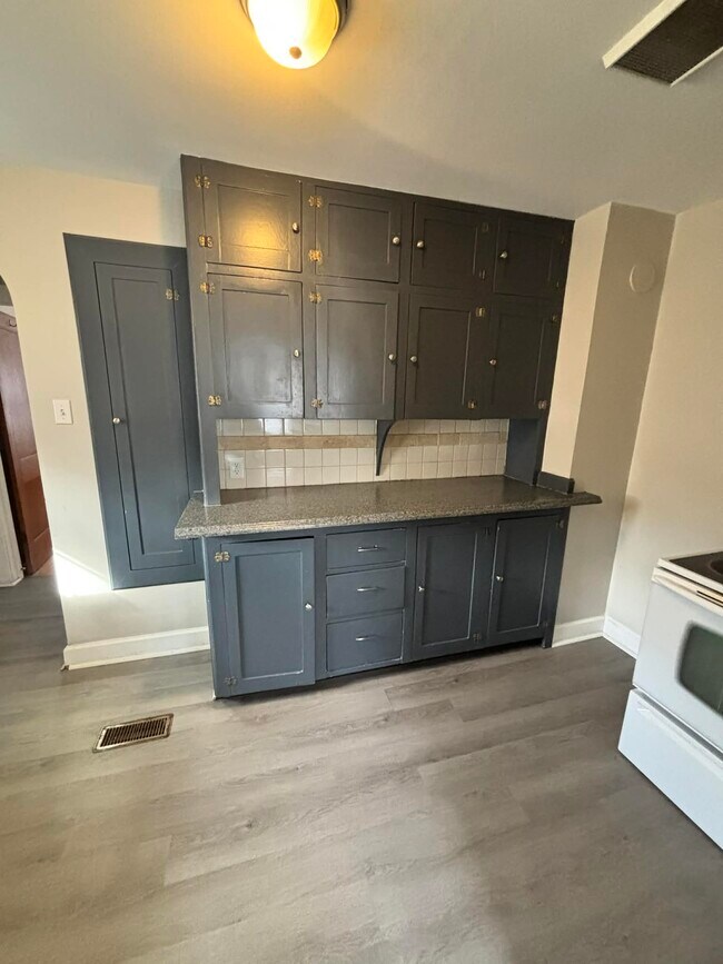 Foto del edificio - 1845 S Ida St