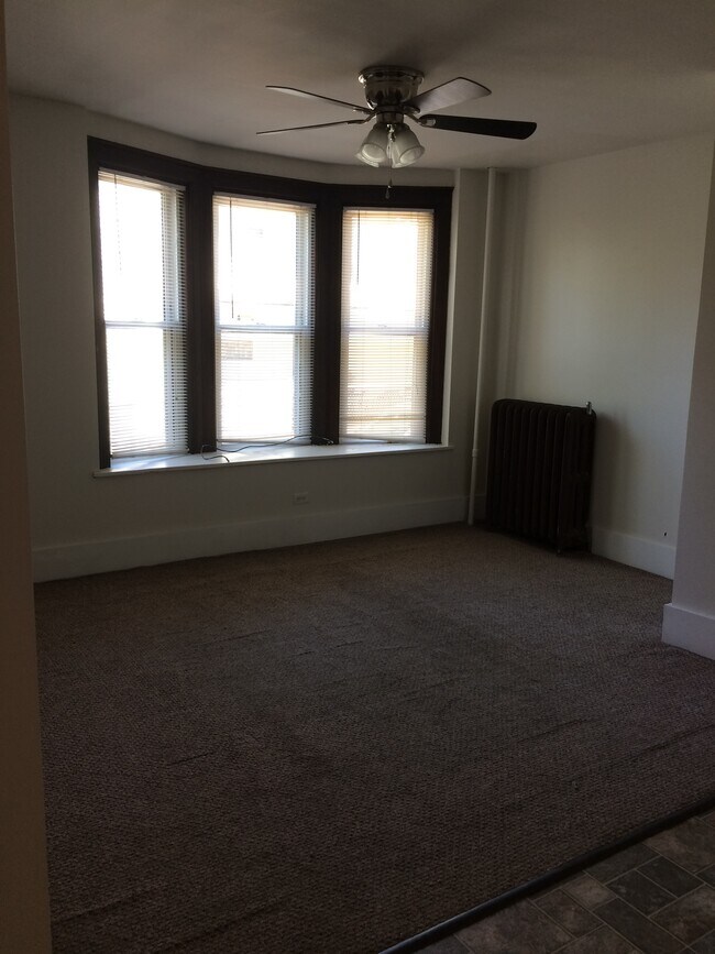 Foto del edificio - 1037 Hepburn St
