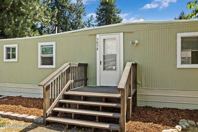 Foto del edificio - Manufactured Home 3 bed 1.5 bath RV Parkin...