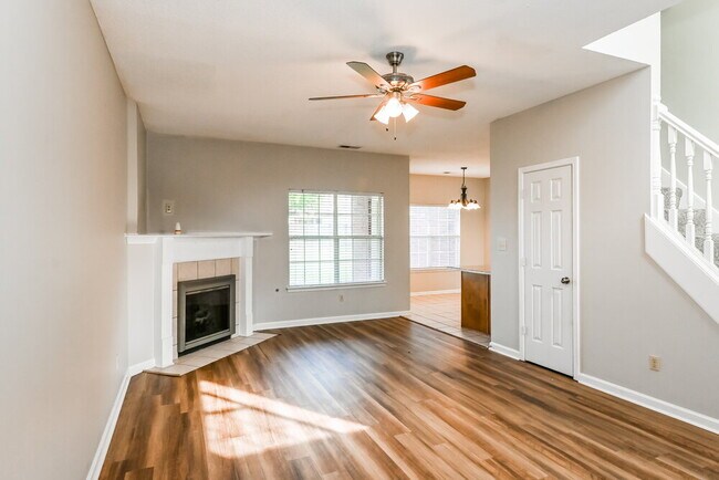Building Photo - 9213 Gavin Dr