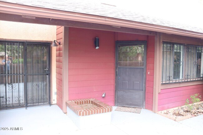 Building Photo - 1762 Corte Encantada