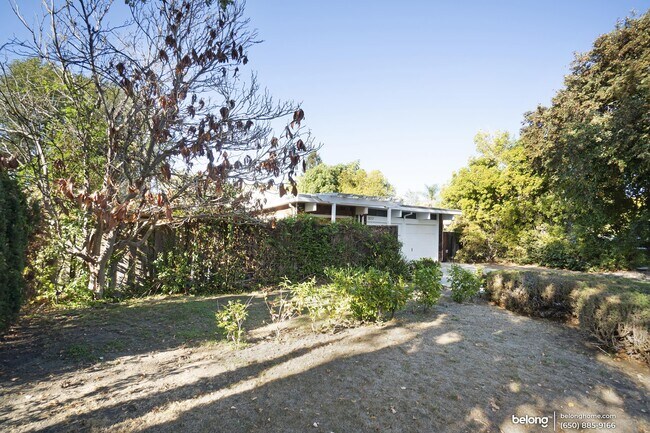 Foto del edificio - 317 Creekside Dr