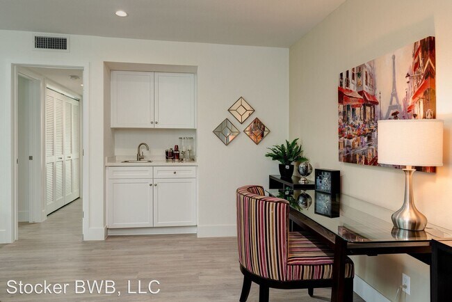 Foto del edificio - 439 W Stocker St