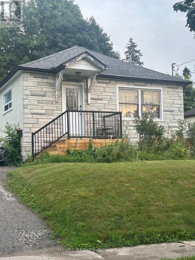 Building Photo - 153 Codrington St
