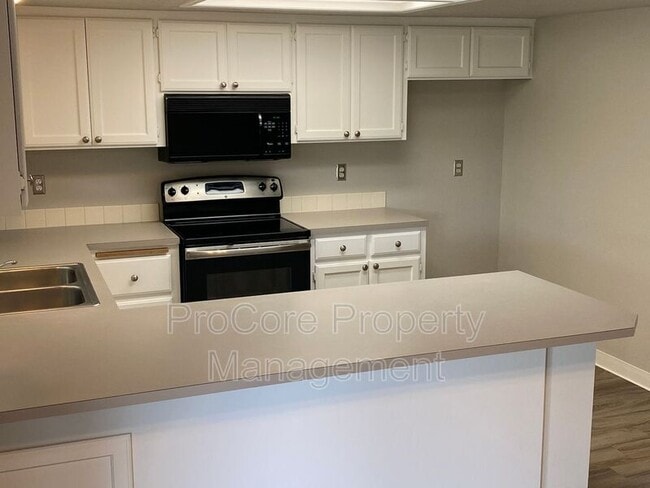 Foto del edificio - 5460 S Firethorn Pl