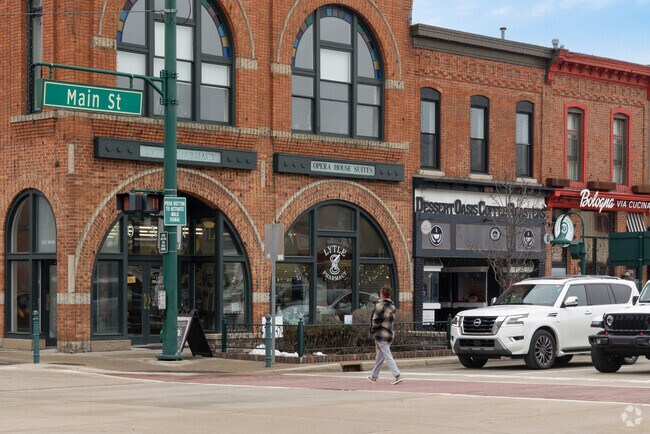 Downtown Rochester is easily walkable and has a variety of shops and eateries.