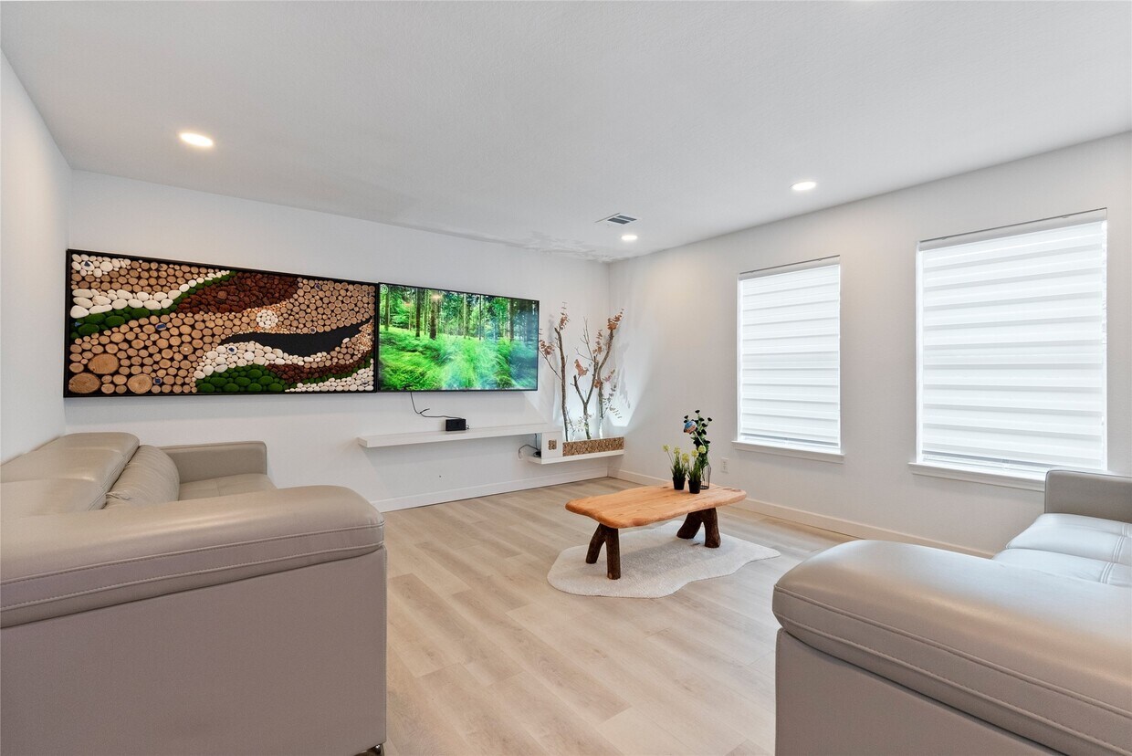 Building Photo - 5902 Rye Creek Dr