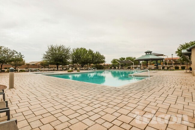 Foto del edificio - 1150 E Renegade Trail