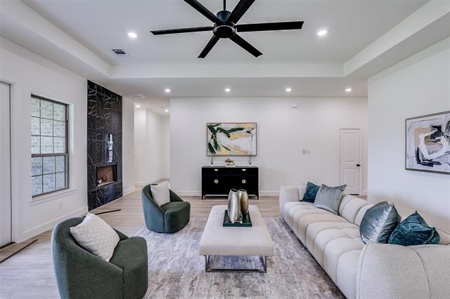 Foto del edificio - 1601 Sea Breeze Ln