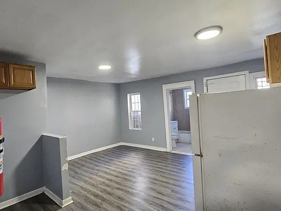 Foto del edificio - 94 N Main St